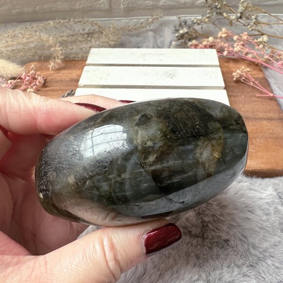 Beautiful Labradorite Heart - Picture 4 of 8